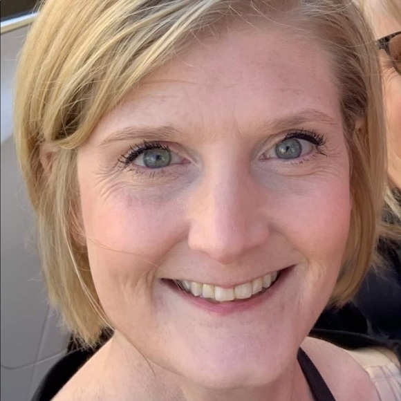 Meet your Posher, Miranda - Picture 2 of 2